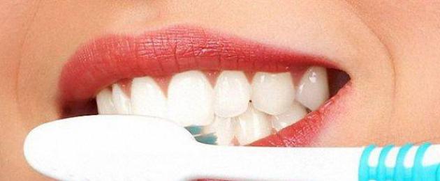 Отбеливание зубов в домашних условиях: способы и отзывы. Чем можно без вреда отбелить зубы в домашних условиях? Средства для отбеливания зубов дома