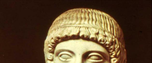 الإله اليوناني القديم أبولو - التاريخ والميزات والحقائق المثيرة للاهتمام.  الأساطير اليونانية القديمة: أبولو – إله العلوم والفنون