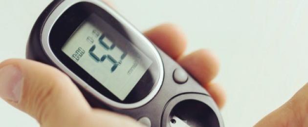 Почему возникает слабость после еды? Передозировка инсулином Клонит в сон после еды причины диабет. 