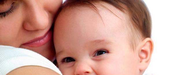 Как выглядит молочница у младенцев на языке. Как вылечить молочницу на языке у грудничка