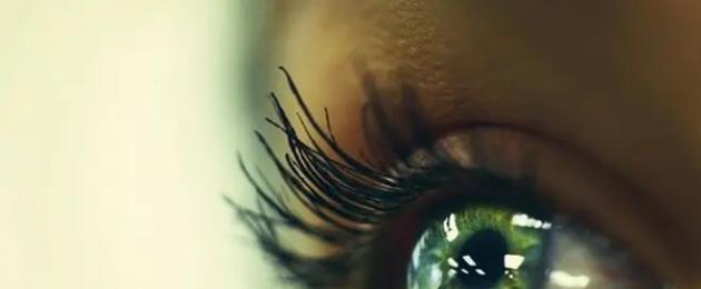 Occhi viola negli esseri umani.  Il colore degli occhi più comune e raro al mondo