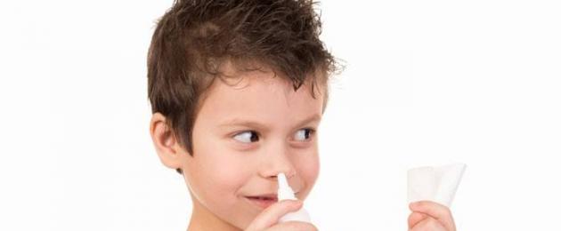 Trattamento del naso che cola in un bambino di 8 anni.  Come curare un naso che cola grave, prolungato o cronico nei bambini: farmaci e rimedi popolari