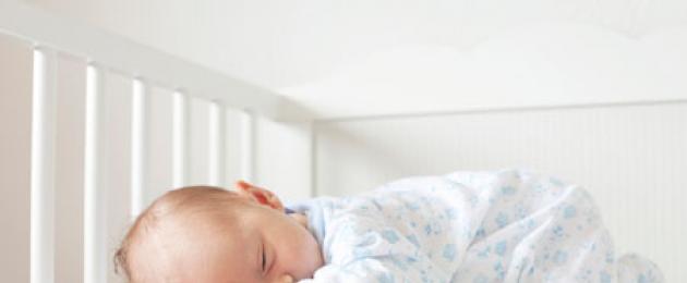 Как быстро укачать ребенка перед сном? Способы укачивания ребенка, чтобы уложить спать. Нужно ли качать ребенка на руках? Сон при грудном и искусственном вскармливании