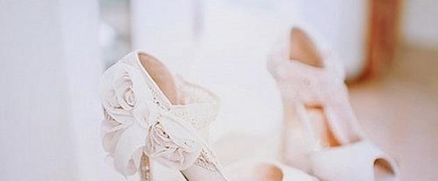 Приснились белые туфли, как правильно толковать по сонникам. Что значит видеть во сне белые туфли на каблуке или свадебные