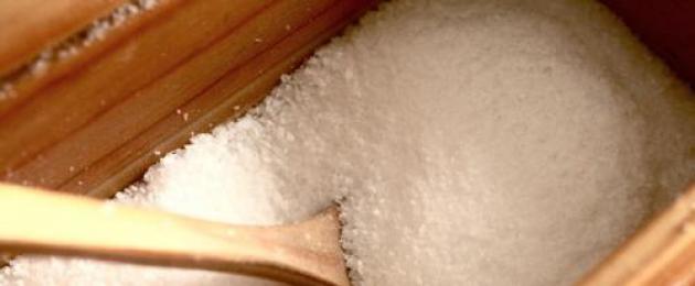 كيفية تحضير محلول الملح الحمضي .  كيفية تحضير المحلول الملحي لشطف الأنف