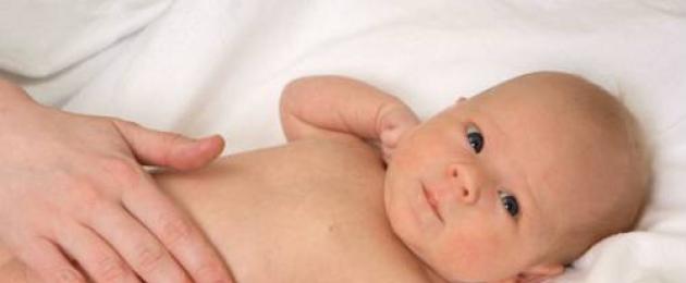 Arrossamento della pelle del bambino su tutto il corpo.  Perché appare un'eruzione cutanea sul corpo di un bambino?  Eritema dei neonati.  Forma fisiologica