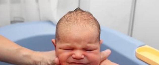 كريم قشور على رأس الطفل.  التهاب الجلد الدهني عند الرضع: كيفية التخلص من القشور.
