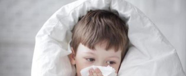 Сильный кашель у ребенка с температурой чем лечить. Сильный кашель у ребенка, температура: что делать